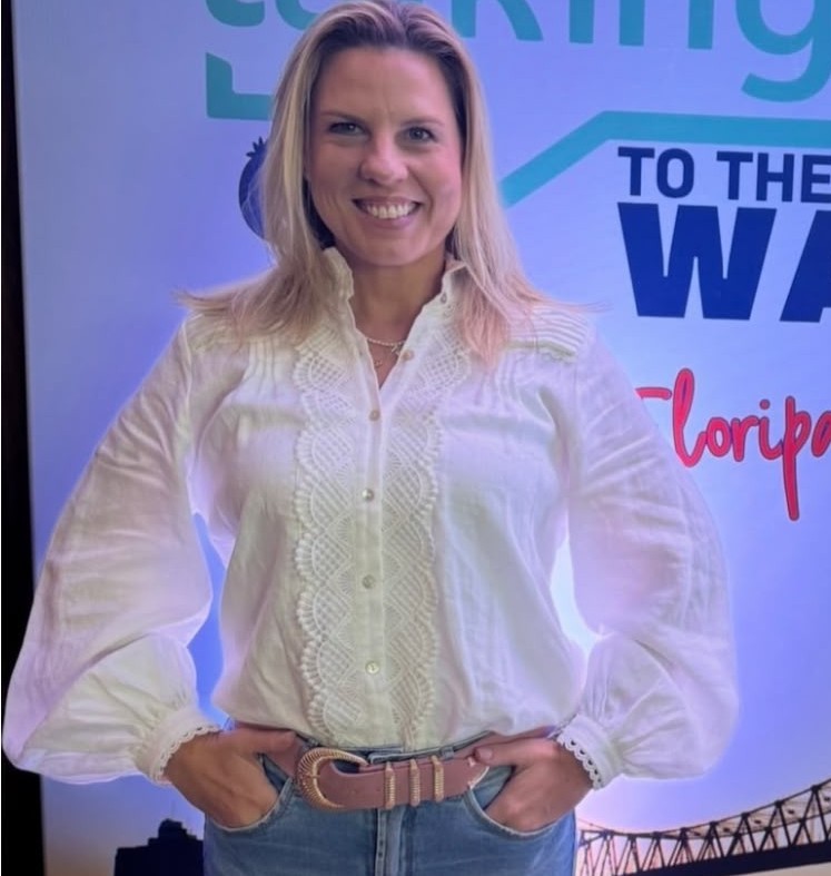 Reabilitação abdominal, transformação de mulheres e formação de profissionais